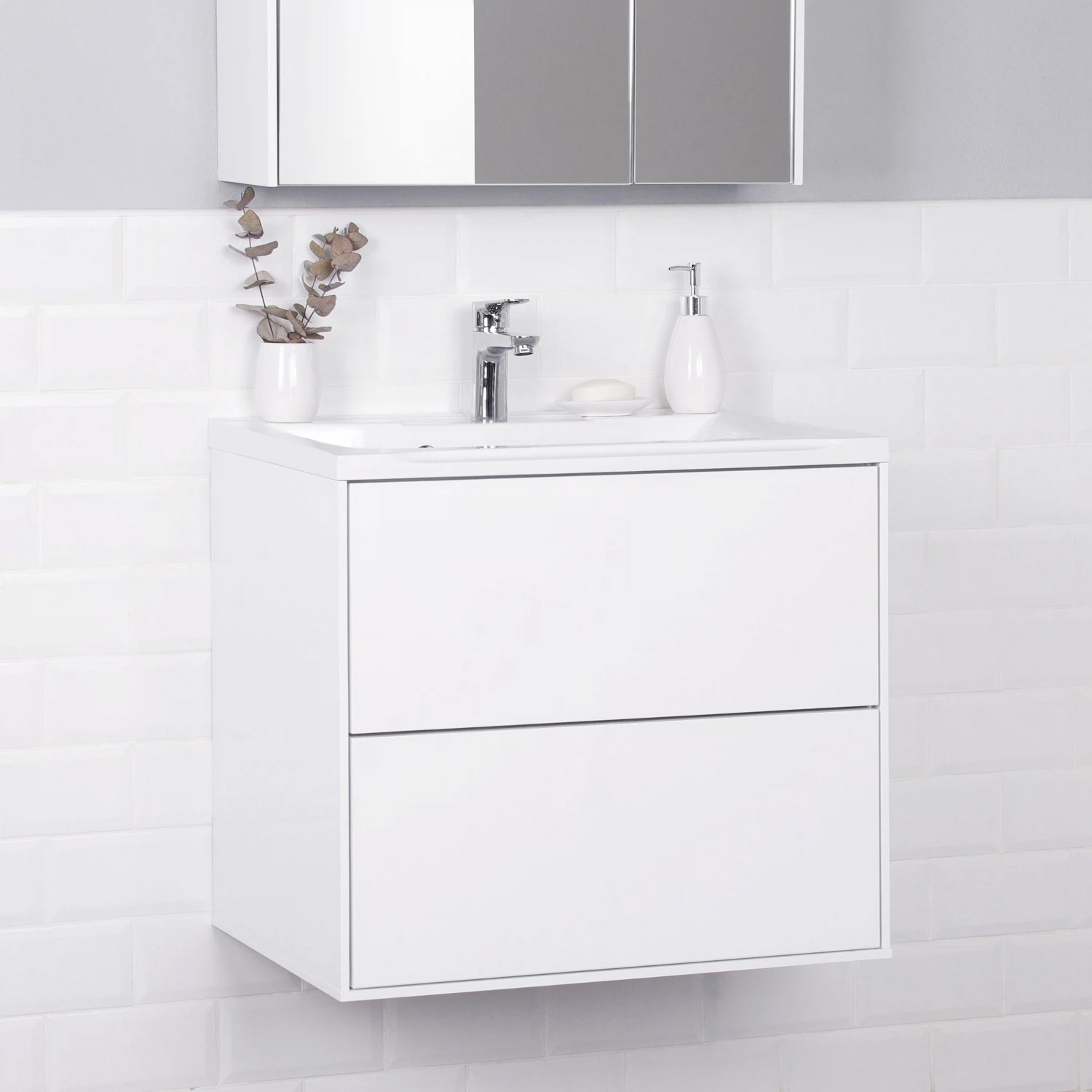 p3d592hkqzexwk1j3i5whsm5i61g8361.jpg Комплект тумба Итана Mia 65 (645х446х581) подвесная, с раковиной Milen 650, белый глянец