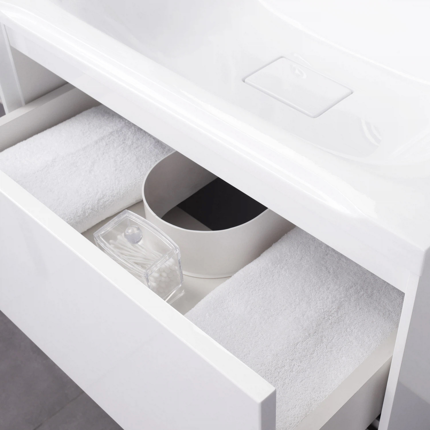 rltuyyh3lmssql8l35gi8md5uicvv45z.jpg Комплект тумба Итана Mia 65 (645х446х581) подвесная, с раковиной Milen 650, белый глянец