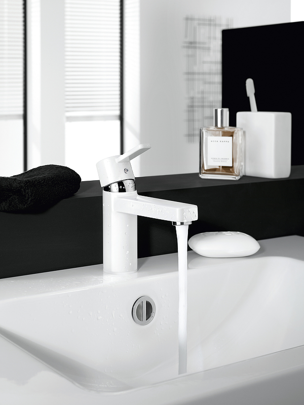 buhl2aueft2un9vuml4sa8cqgawki4qh.jpg Смеситель для раковины Kludi Zenta XL с донным клапаном, керамический картридж, белый хром